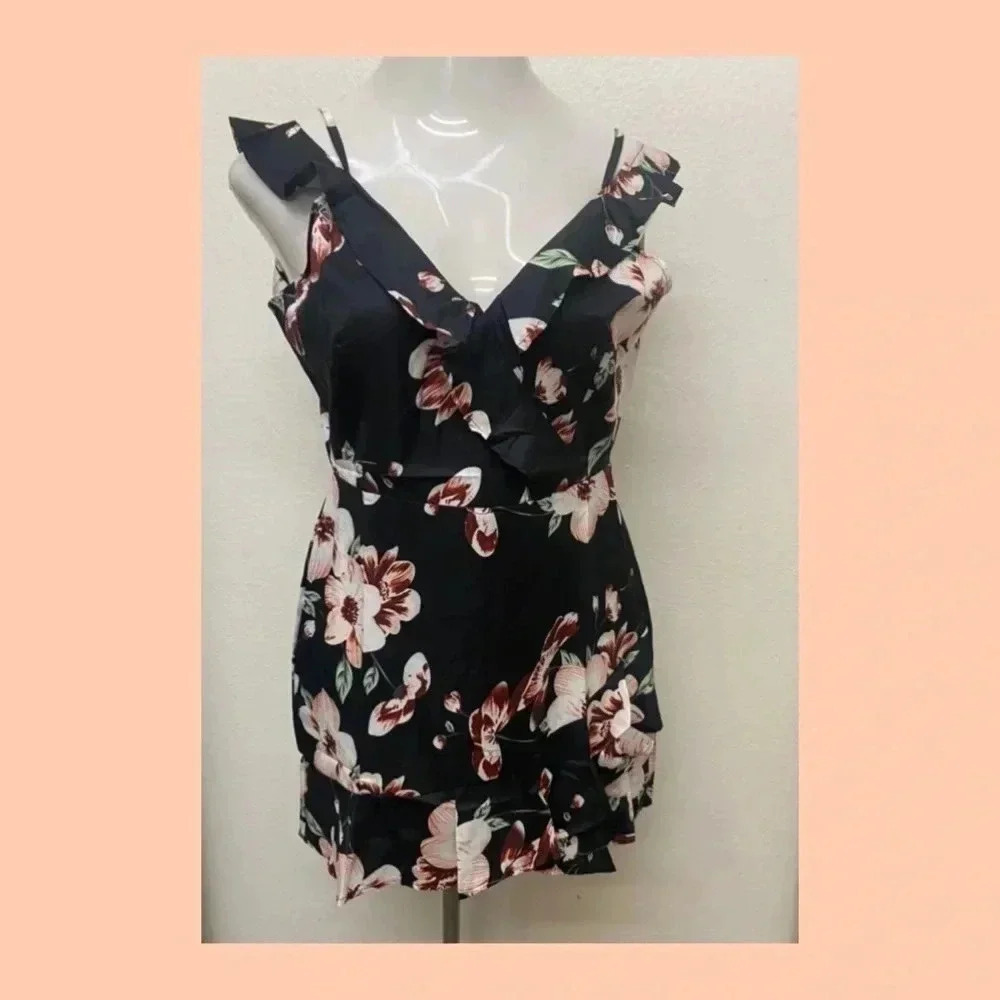 🆕Floral Ruffled Spaghetti Strap Mini Dress L🆕 - Picture 4 of 9
